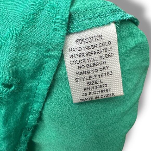 177. ENTRO | Eyelet One Sleeve Green Ruffle Blouse Size Large - Picture 4 of 7